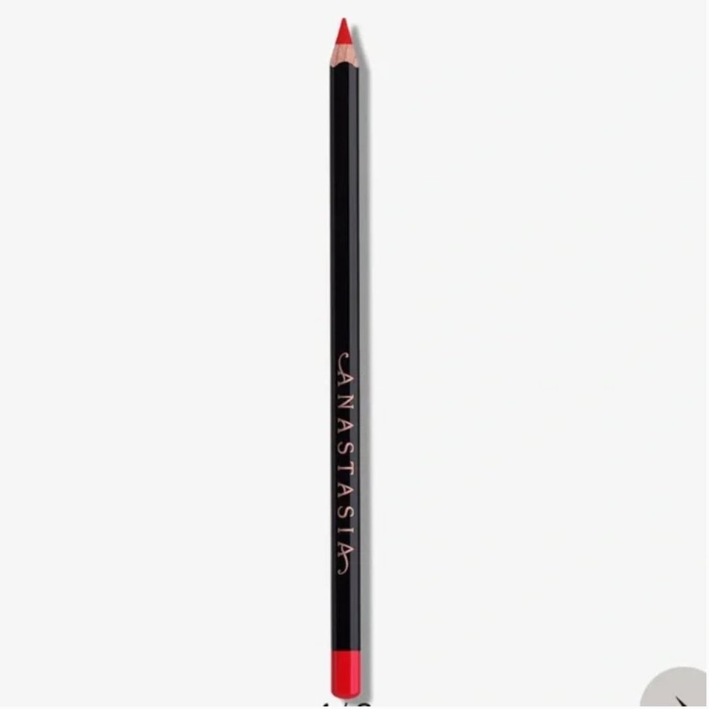 anastasia lip liner in cherry color (Brand New, Never Used)